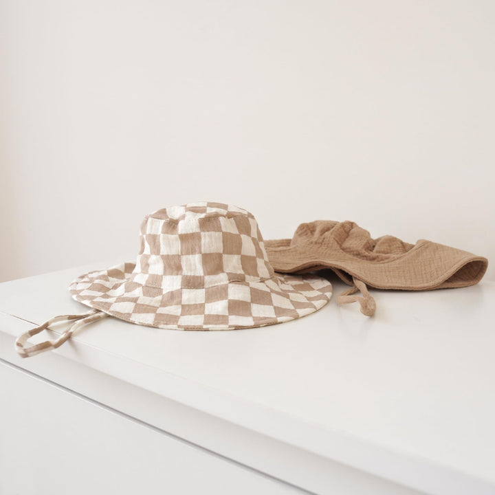 Konssy 2-Pack Muslin Baby Girl Sun Hats with Wide Brim, UPF 50+, 0-6& 6-12M - Camel-coffee Check - image 6
