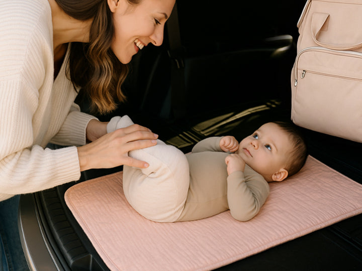 Konssy 2 Pack Waterproof Muslin Portable Changing Pad, Diaper Changing Mat - product details 3