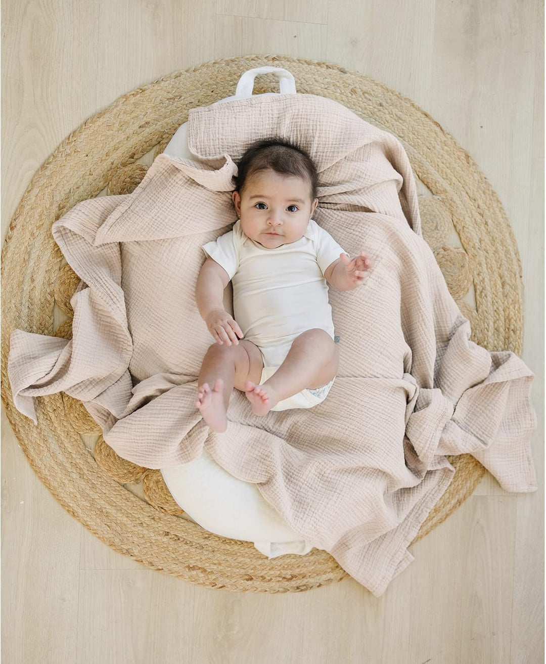 Konssy 3 Pack Muslin Swaddle Blankets for Unisex, Newborn Receiving Blanket, Large 47 x 47 inches, Soft Breathable Muslin Baby Swaddles for Boys & Girls