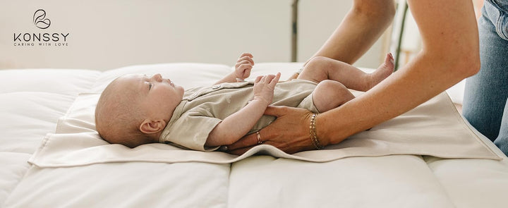 Konssy Faux Leather Waterproof Baby Changing Mat 2 Pack, Regular, 32"x20" - product details 1