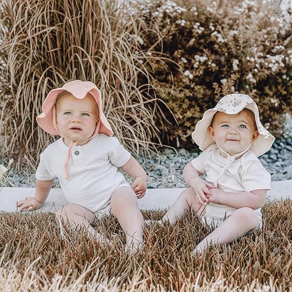 Konssy 2 Pack Muslin Baby Sun Hat UPF 50+ Sun Protection Baby Bucket Hat Summer Beach Hats with Wide Brim for Boys & Girls