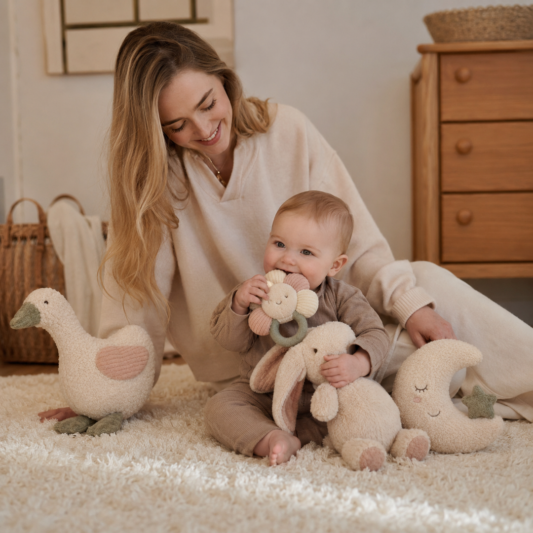 Konssy Baby Plush Toy Gift Set, 4 Piece Stuffed Animals for Nursery
