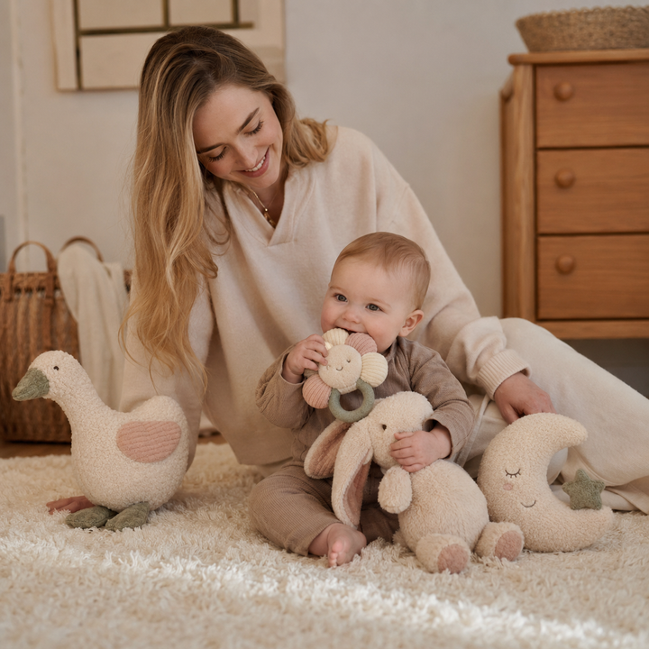 Konssy Baby Plush Toy Gift Set, 4 Piece Stuffed Animals for Nursery