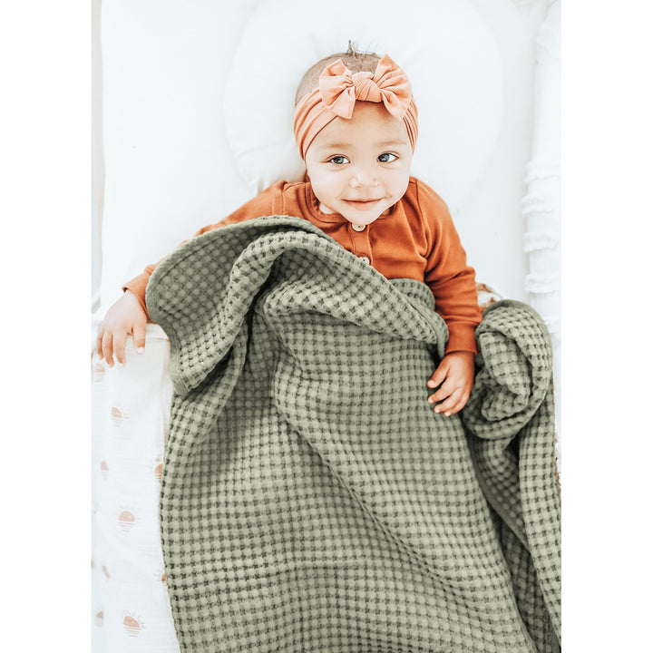 Konssy Waffle Baby Blanket for Boys & Girls, Soft Newborn Swaddle Blanket Waffle Knit, Cozy Crib Blanket Neutral for Nursery, Stroller & Toddler Bed, Machine Washable, 47" x 33"