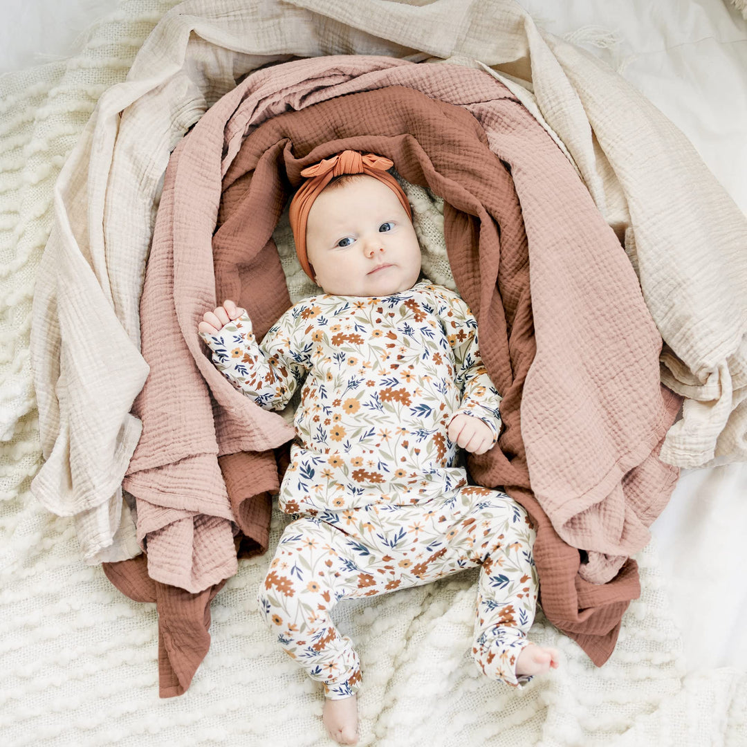 Konssy 3-Pack Muslin Baby Swaddle Blankets, 47 x 47 in Receiving Blankets Large Size, 100% Cotton, Ultra Soft & Breathable, Multi-Use Swaddles for Boys & Girls, from Newborn to Toddler