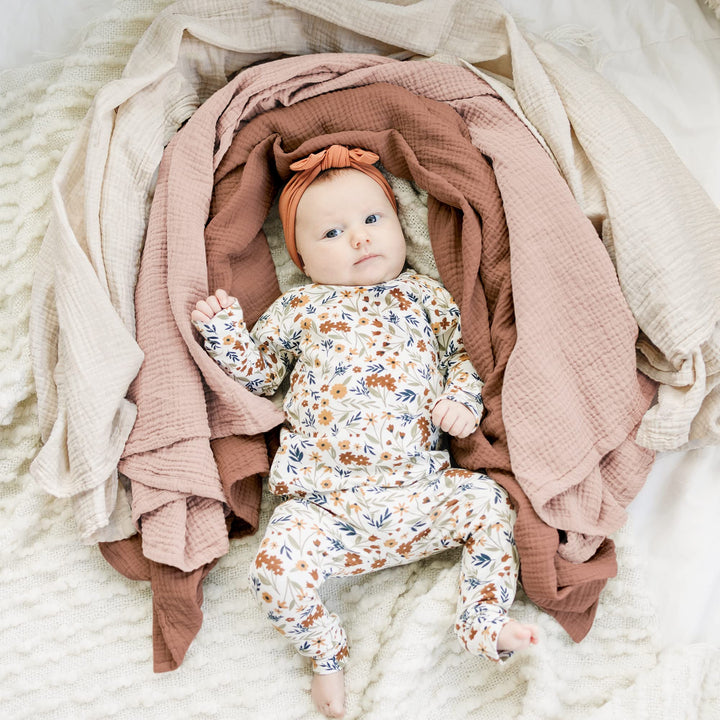Konssy 3-Pack Muslin Baby Swaddle Blankets, 47 x 47 in Receiving Blankets Large Size, 100% Cotton, Ultra Soft & Breathable, Multi-Use Swaddles for Boys & Girls, from Newborn to Toddler