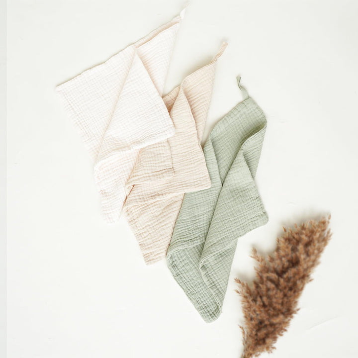 Konssy 7 Pack Muslin Baby Washcloths, Burp Cloths & Wash Cloths for Babies 11 x 11 In, 100% Cotton, Ultra-Soft & Absorbent, Machine Washable, Baby Bath Towels for Newborns, Girls & Boys