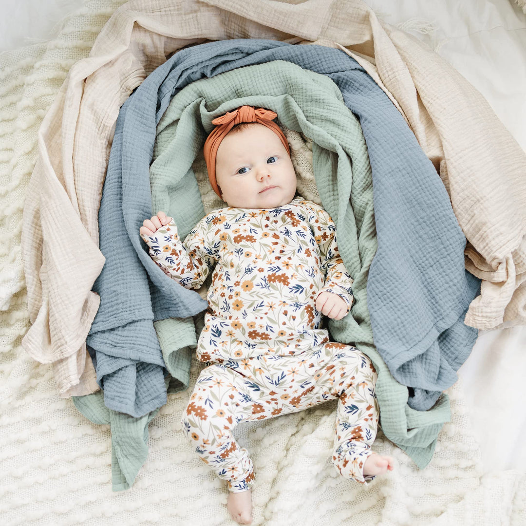 Konssy 3-Pack Muslin Baby Swaddle Blankets, 47 x 47 in Receiving Blankets Large Size, 100% Cotton, Ultra Soft & Breathable, Multi-Use Swaddles for Boys & Girls, from Newborn to Toddler