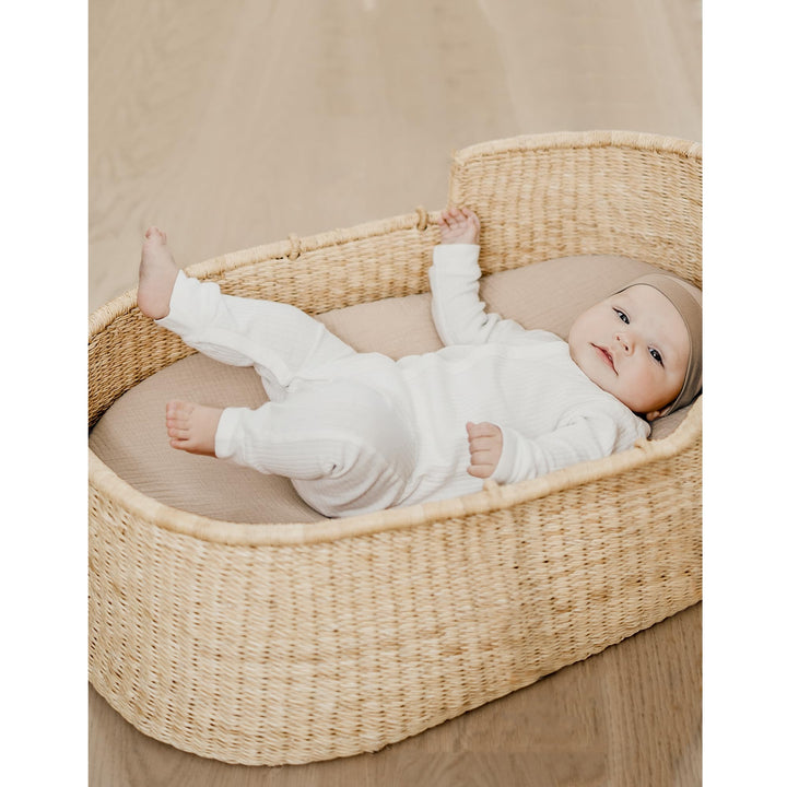 Konssy Muslin Bassinet Sheets for Baby Boys and Girls, 2 Pack, 33"x21" 100% Cotton, Bassinet Mattress Sheets, for Baby Delight, Dream on Me, Other Rectangle Bedside Mattresses