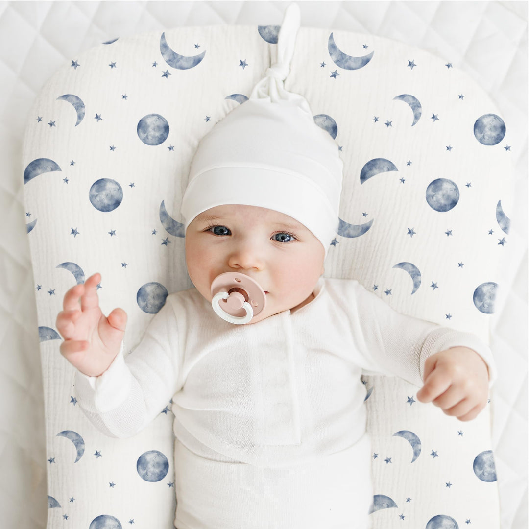 Konssy 2 Pack Muslin Baby Lounger Covers, Covers Only, 30.7" x 20" 100% Cotton, Soft & Breathable, Baby Nest Slipcover, Envelope Closure, Pre-Washed for Lasting Fit