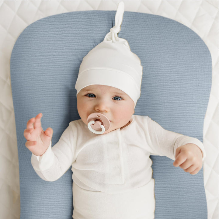 Konssy 2 Pack Muslin Baby Lounger Covers, Covers Only, 30.7" x 20" 100% Cotton, Soft & Breathable, Baby Nest Slipcover, Envelope Closure, Pre-Washed for Lasting Fit