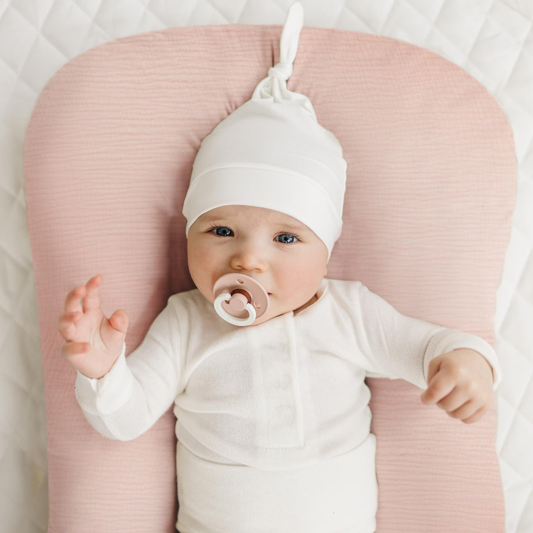 Konssy 2 Pack Muslin Baby Lounger Covers, Covers Only, 30.7" x 20" 100% Cotton, Soft & Breathable, Baby Nest Slipcover, Envelope Closure, Pre-Washed for Lasting Fit