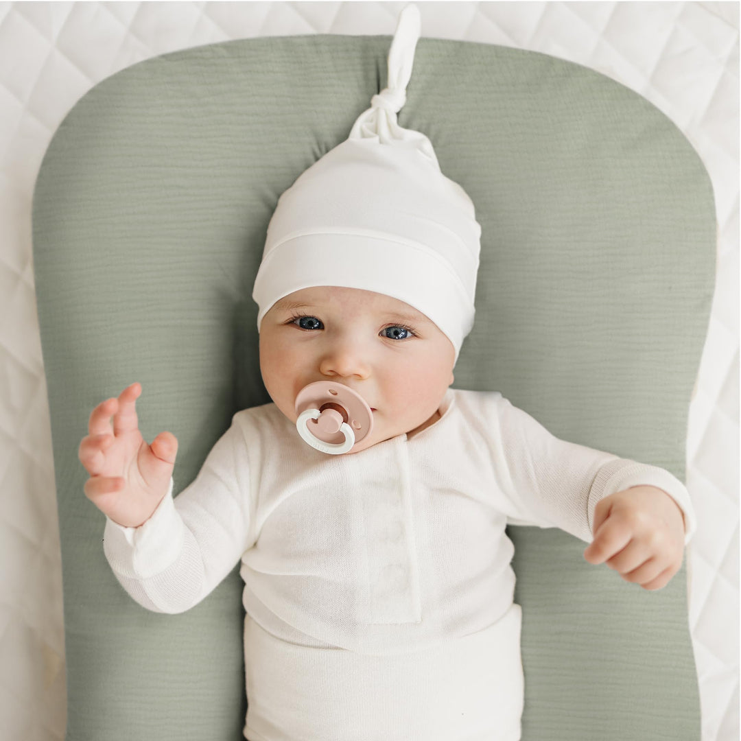 Konssy 2 Pack Muslin Baby Lounger Covers, Covers Only, 30.7" x 20" 100% Cotton, Soft & Breathable, Baby Nest Slipcover, Envelope Closure, Pre-Washed for Lasting Fit