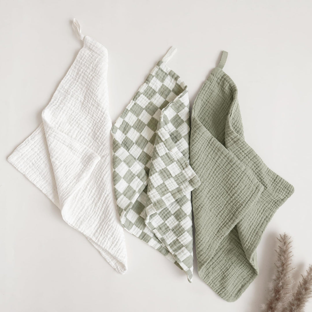 Konssy 7 Pack Muslin Baby Washcloths, Burp Cloths & Wash Cloths for Babies 11 x 11 In, 100% Cotton, Ultra-Soft & Absorbent, Machine Washable, Baby Bath Towels for Newborns, Girls & Boys