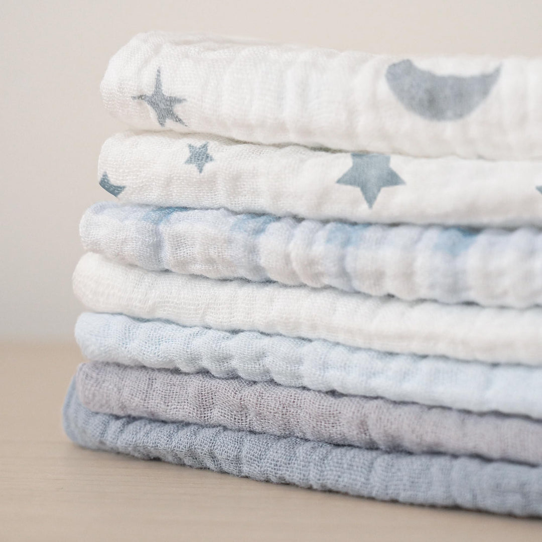 Konssy 7 Pack Muslin Baby Washcloths, Burp Cloths & Wash Cloths for Babies 11 x 11 In, 100% Cotton, Ultra-Soft & Absorbent, Machine Washable, Baby Bath Towels for Newborns, Girls & Boys