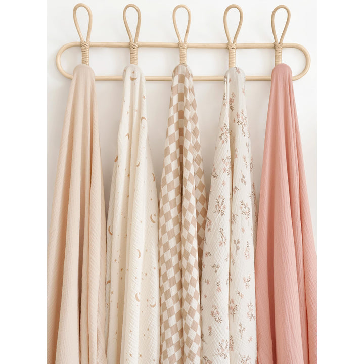 Konssy 3-Pack Muslin Baby Swaddle Blankets, 47 x 47 in Receiving Blankets Large Size, 100% Cotton, Ultra Soft & Breathable, Multi-Use Swaddles for Boys & Girls, from Newborn to Toddler
