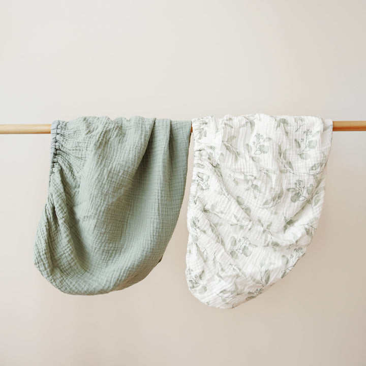 Konssy 2 Pack Muslin Changing Pad Covers for Baby Girls Boys, 32"x16" 100% Cotton, Soft & Breathable, Fitted Diaper Changing Table Sheets, Full Elastic Fit, Floral & Solid Designs