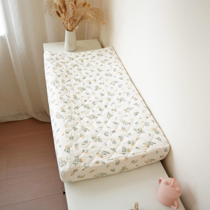 Konssy 2 Pack Quilted Muslin Changing Pad Cover, Waterproof Layer, 32"x16" 100% Cotton Surface, Absorbent & Soft, Fitted Changing Table Sheets, Full Elastic Fit, for Baby Girls & Boys