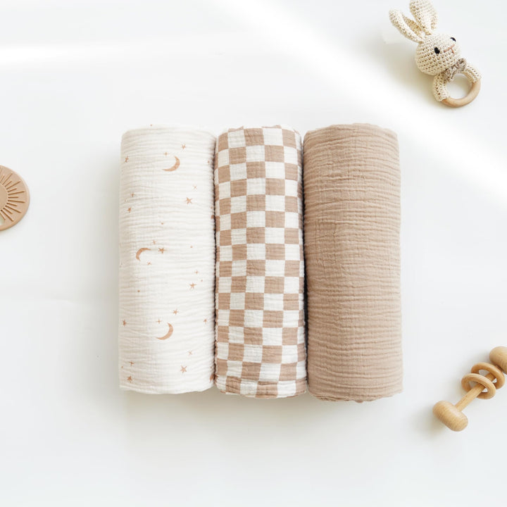 Konssy 3-Pack Muslin Baby Swaddle Blankets, 47 x 47 in Receiving Blankets Large Size, 100% Cotton, Ultra Soft & Breathable, Multi-Use Swaddles for Boys & Girls, from Newborn to Toddler