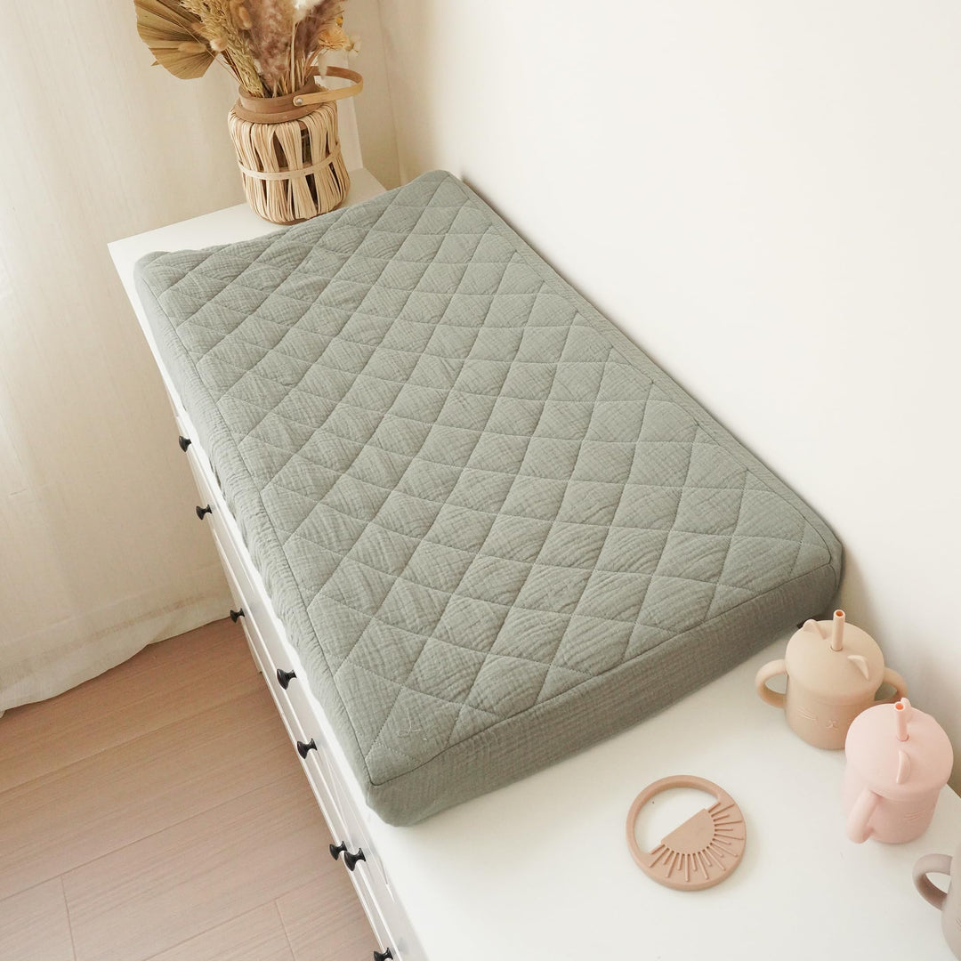 Konssy 2 Pack Quilted Muslin Changing Pad Cover, Waterproof Layer, 32"x16" 100% Cotton Surface, Absorbent & Soft, Fitted Changing Table Sheets, Full Elastic Fit, for Baby Girls & Boys